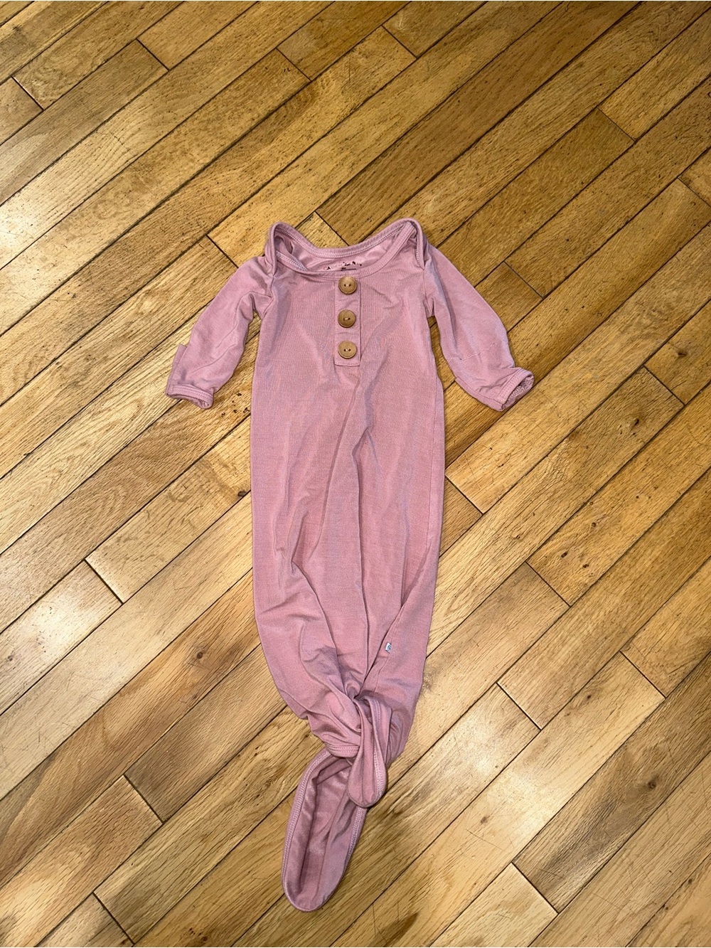 Baby Girl’s Caden Lane sleep gown knotted long sleeve